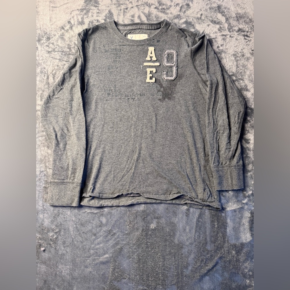 American Eagle Outfitters Charcoal Long Sleeve Tee